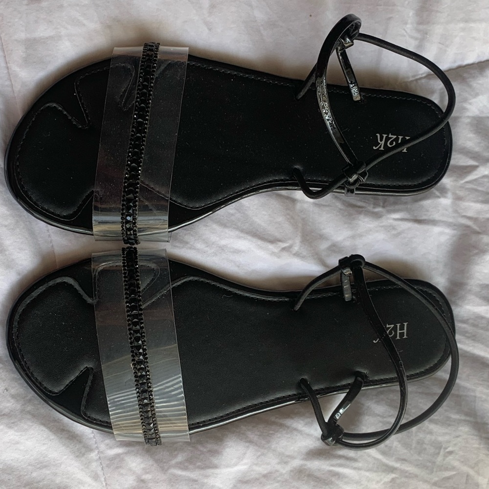 💕WOMAN SANDALS (NWOT)